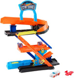 Mattel : Hot Wheels Transforming 2 In 1 Stunt Garage With Snap Speed Track Sytem & 1 Car