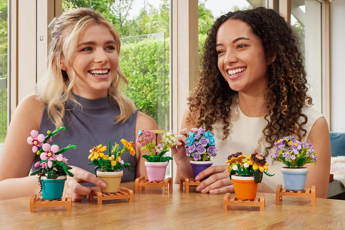 Zuru : Max Build - Garden Pot Plants - (Assorted) – Colossal Toys Inc.